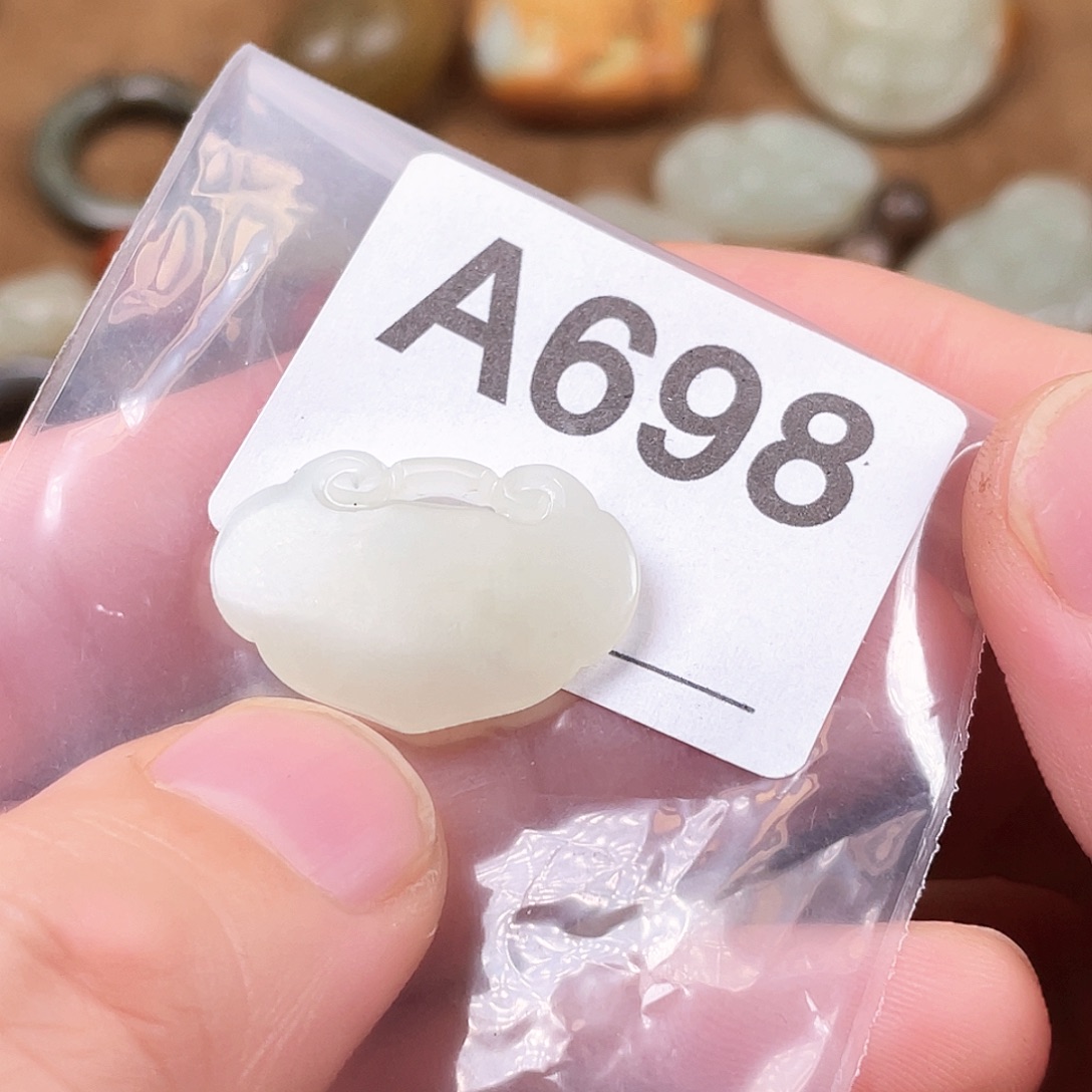 玛瑙/玉髓合金颈饰