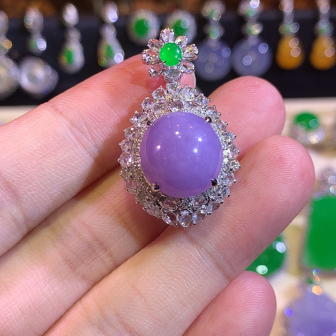 翡翠18K金镶嵌吊坠(赠链)茄紫蛋面吊坠