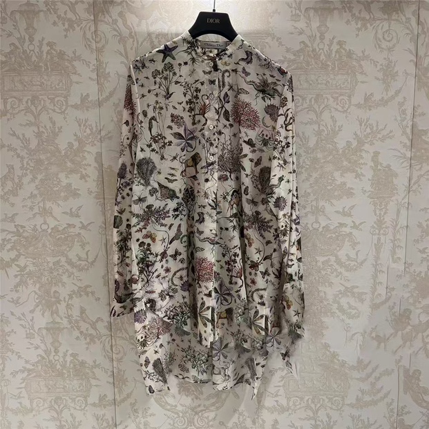 慕溢-25时尚白色花卉动物印花衬衣