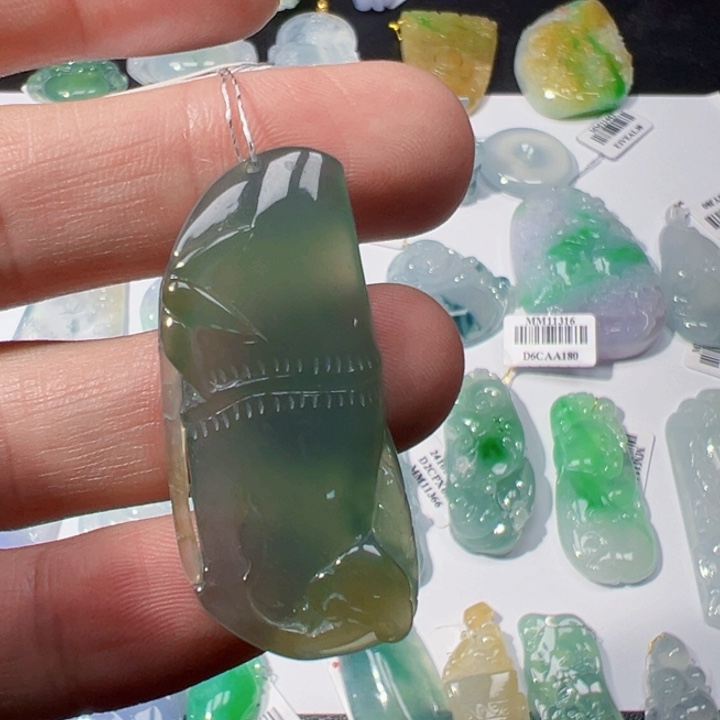 翡翠裸石翡翠等珠宝饰品等多种