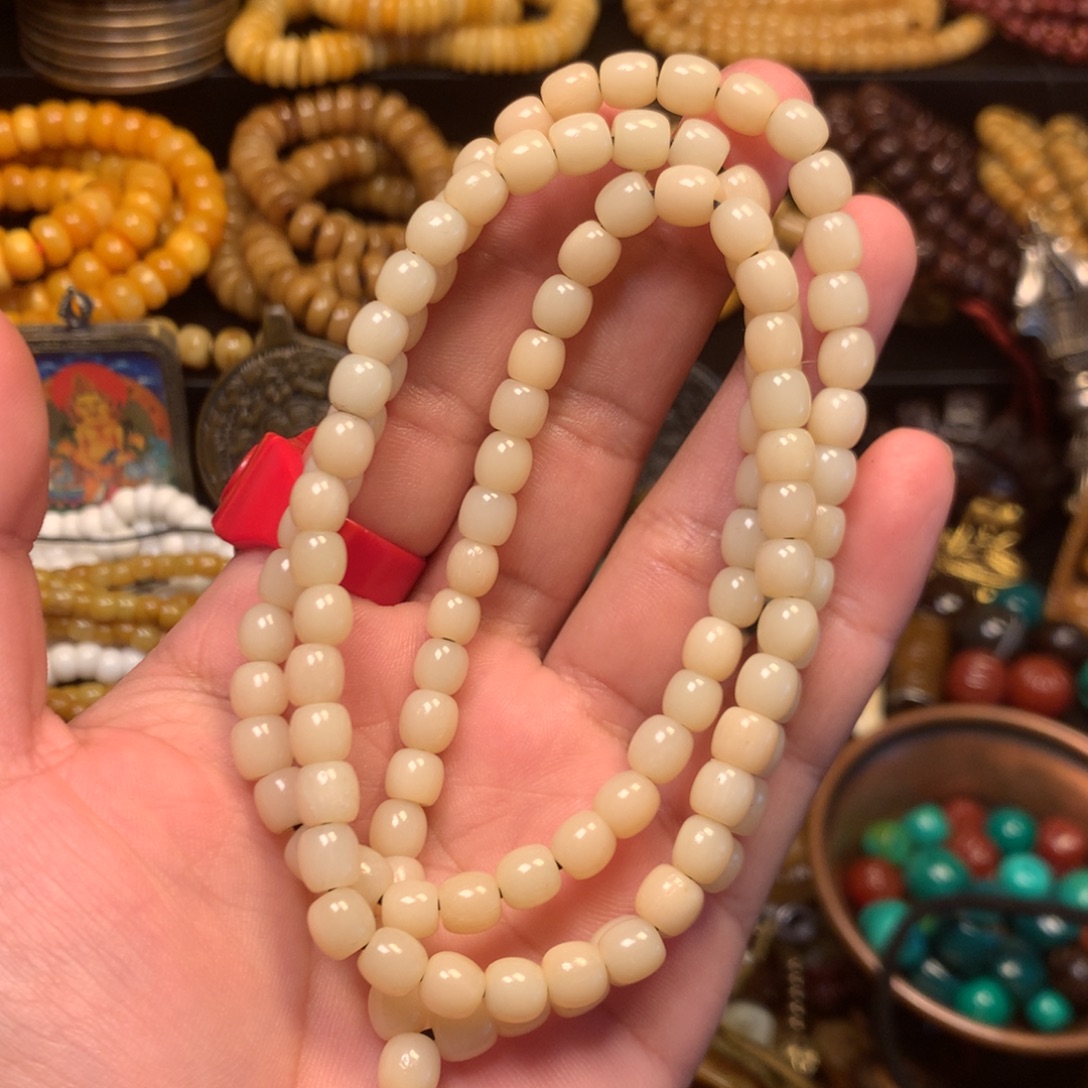 泥塑娘啦擦擦骰子