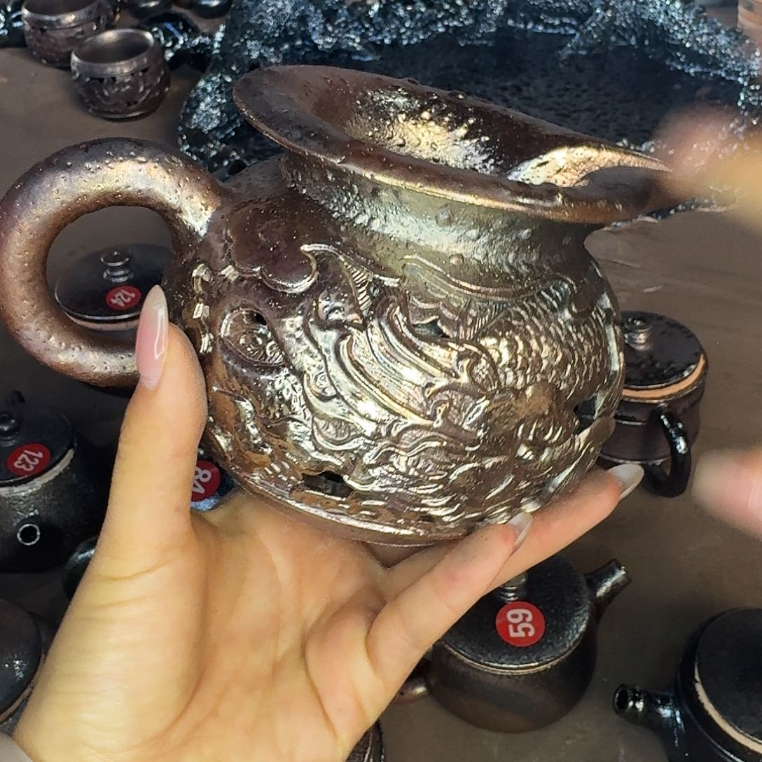 壶云南建水柴烧微瑕公道杯