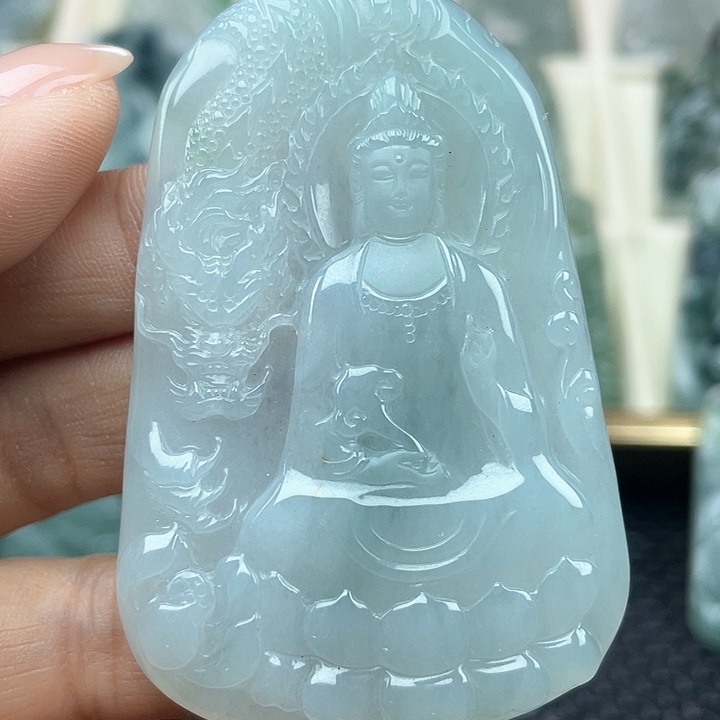 颈饰未镶嵌翡翠天然翡翠A货玉龙观音