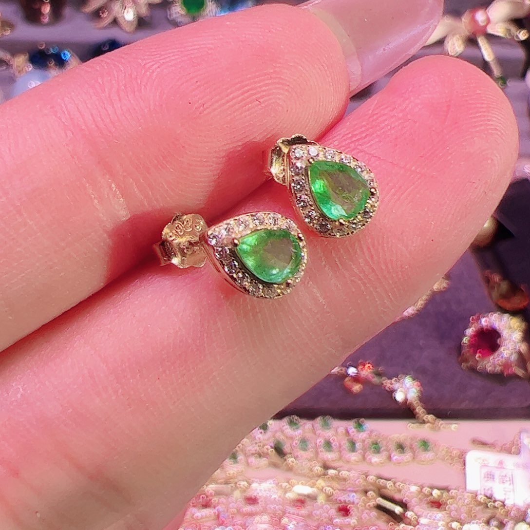 祖母绿耳钉银S925镶嵌