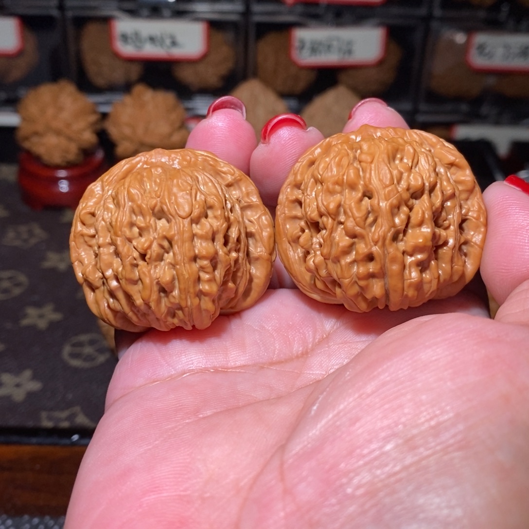 文玩核桃把件40汉高楼