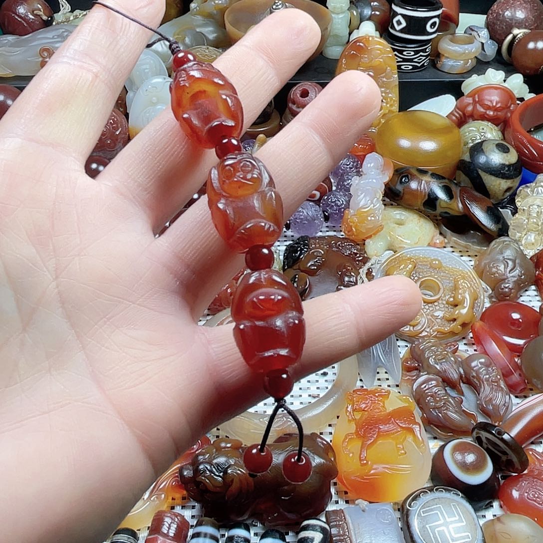 玛瑙/玉髓挂件未镶嵌