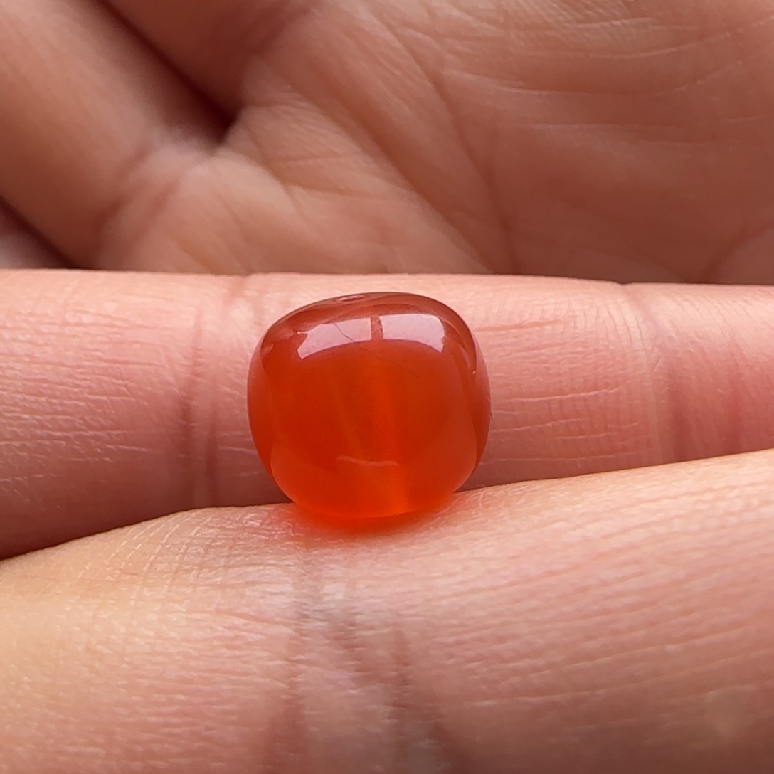 南红玛瑙老型10.4x 9未镶嵌水线