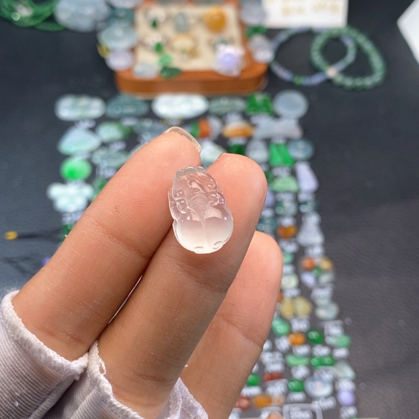 【闪购商品】翡翠挂件未镶嵌貔貅