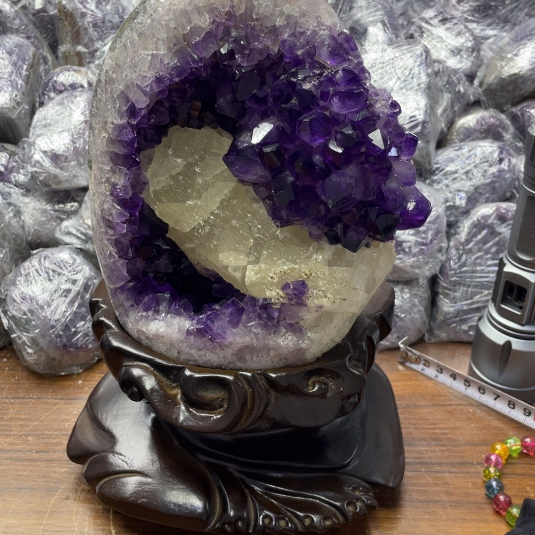 鑫***昌水晶大型摆件（非配饰）未镶嵌