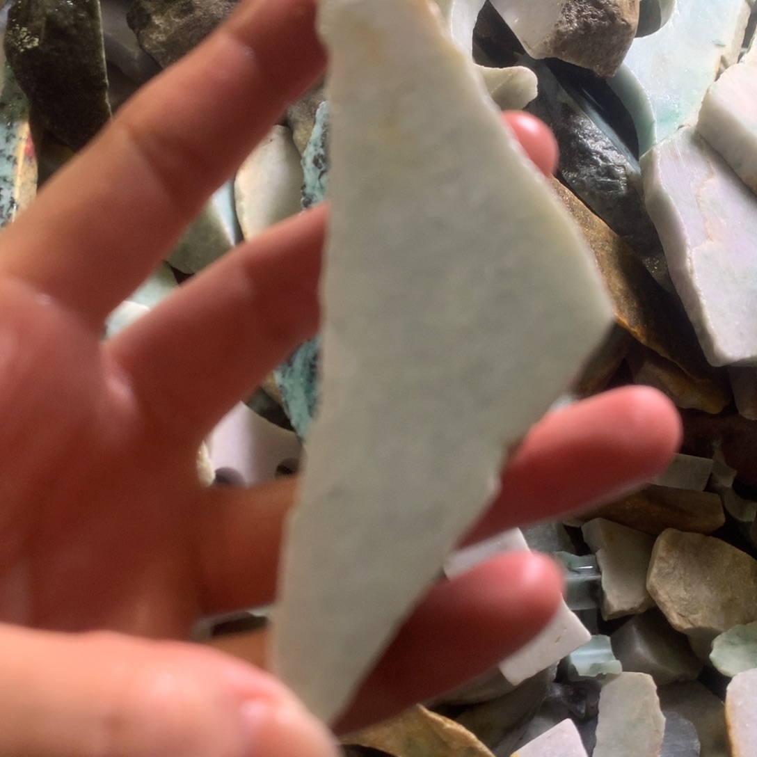 翡翠颈饰未镶嵌缅甸翡翠