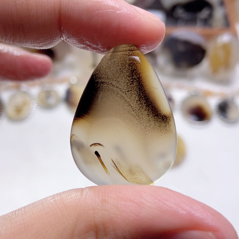 【闪购商品】玛瑙/玉髓颈饰未镶嵌