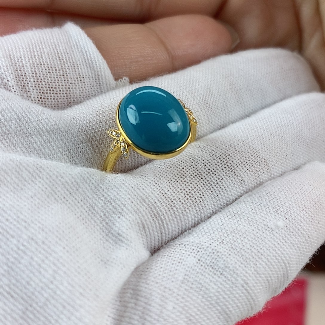 绿松石珠宝奇石18K金镶嵌