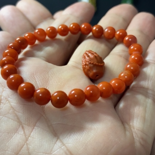 铭***5南红玛瑙未镶嵌手串一起