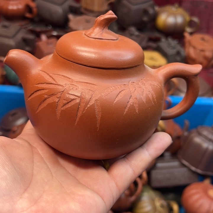 紫砂茶壶瑕疵……………………