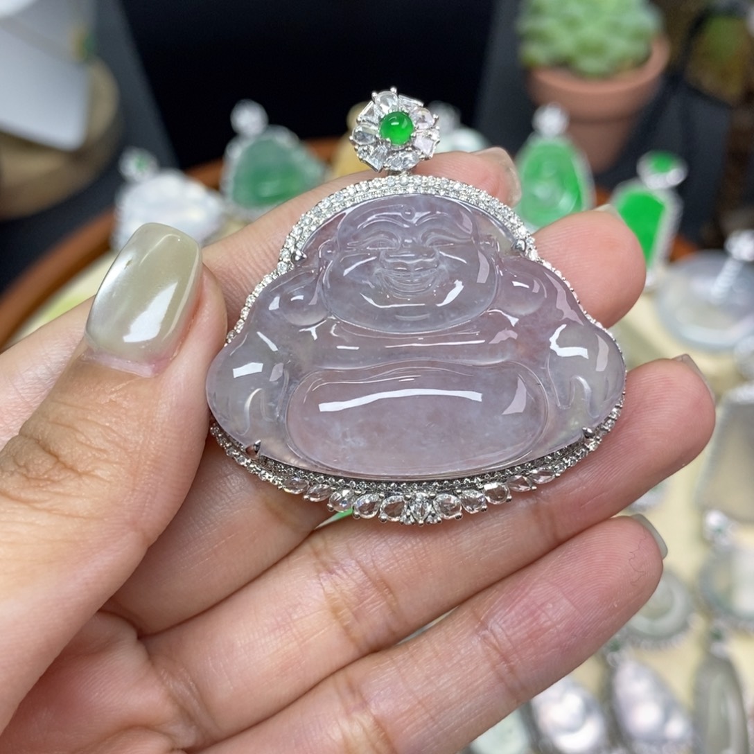 翡翠颈饰18K金镶嵌a****oA货翡翠