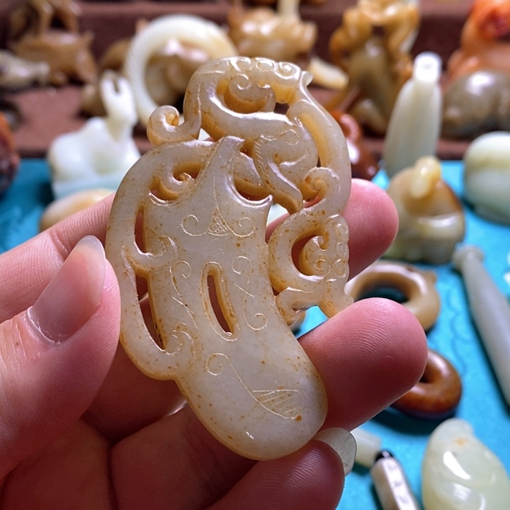 和田玉挂件未镶嵌