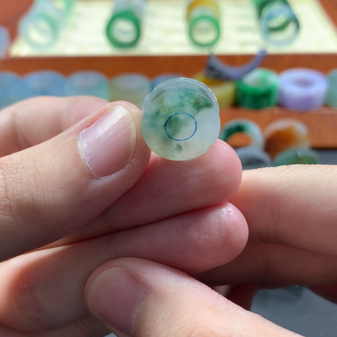 定制翡翠未镶嵌定制天然翡翠未镶嵌