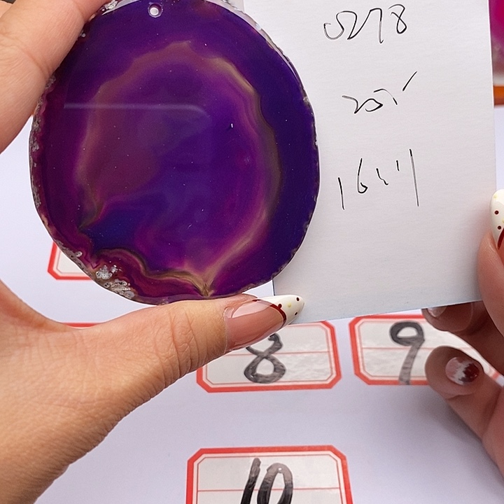 用***8玛瑙/玉髓未镶嵌颈饰