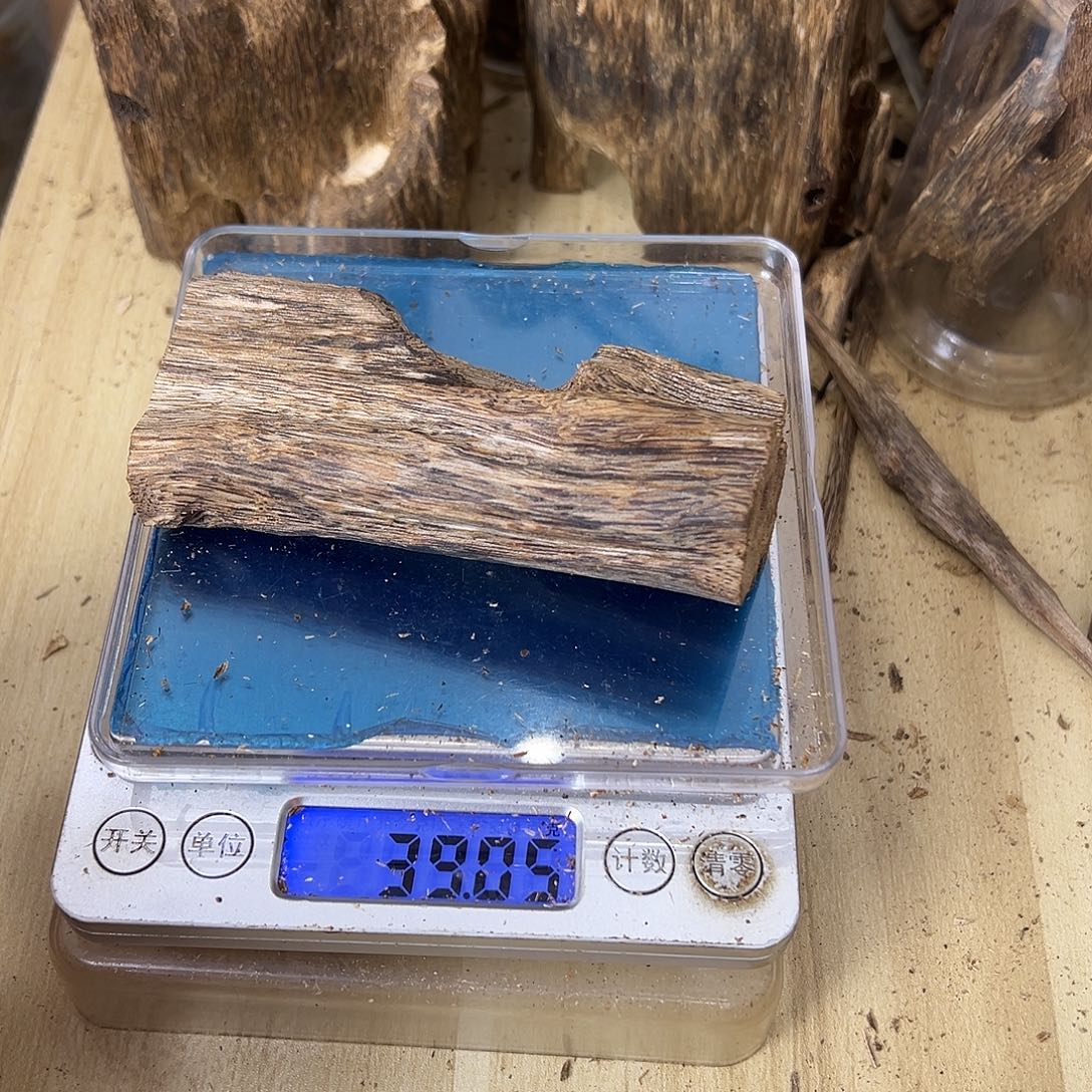 香料绿奇楠虫漏39克乌身