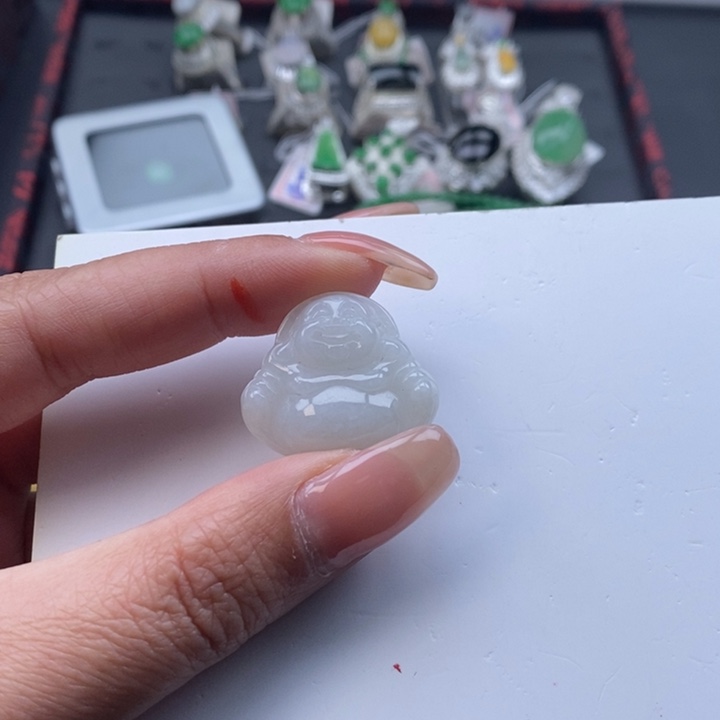 翡翠耳饰未镶嵌佛公