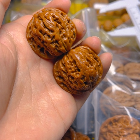 文玩核桃吊坠四座楼