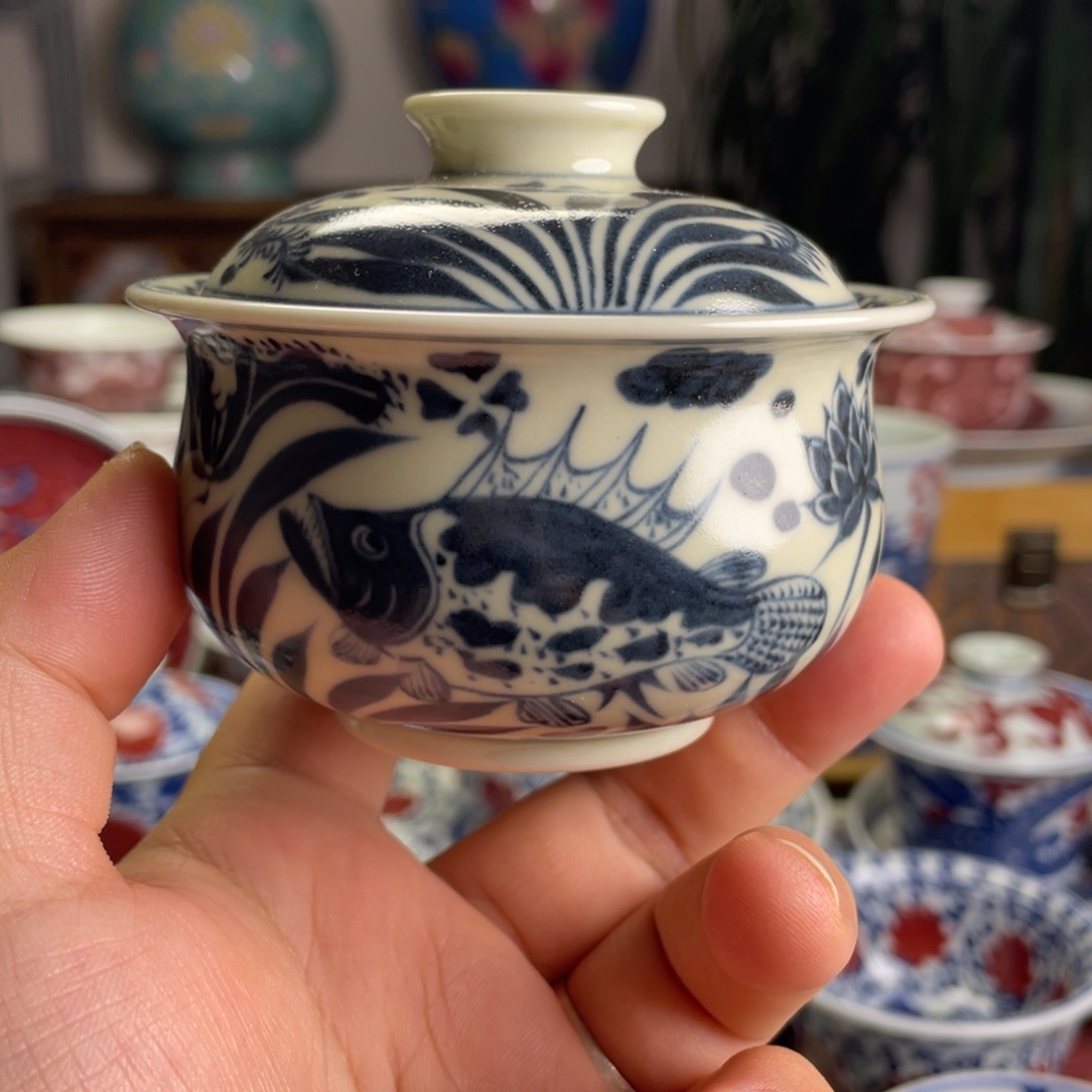 二号釉鱼藻纹盖碗微瑕