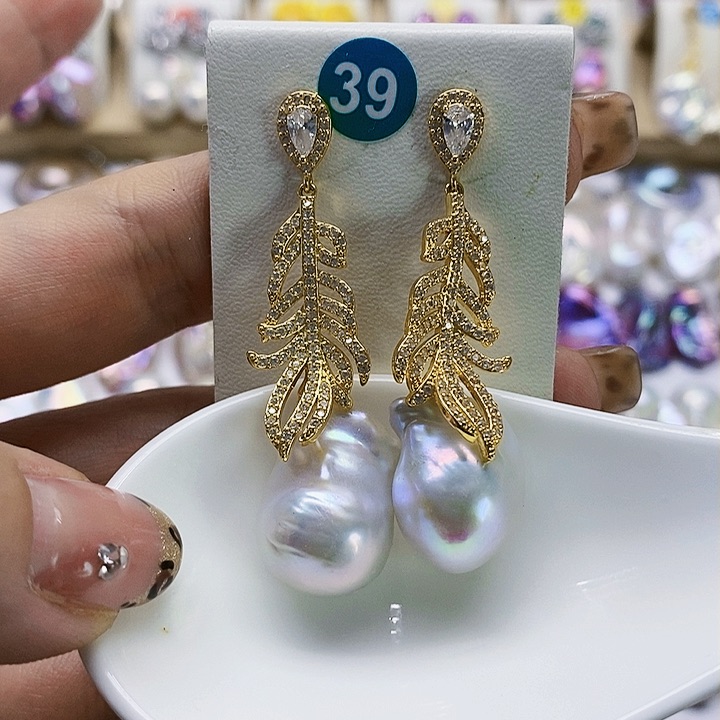 银S925镶嵌耳饰淡水珍珠