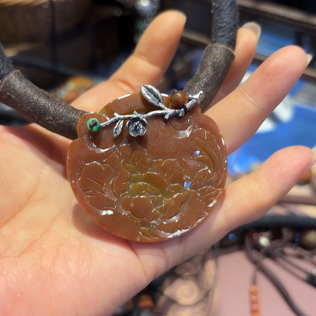 翡翠未镶嵌颈饰原创