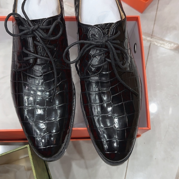 赛***黑绒面40码以上不买衣服就能出