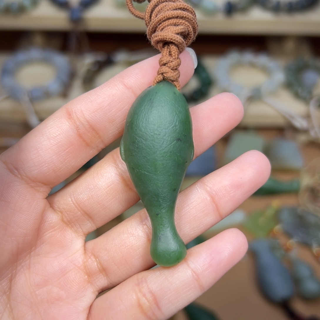 颈饰未镶嵌和田玉g***n