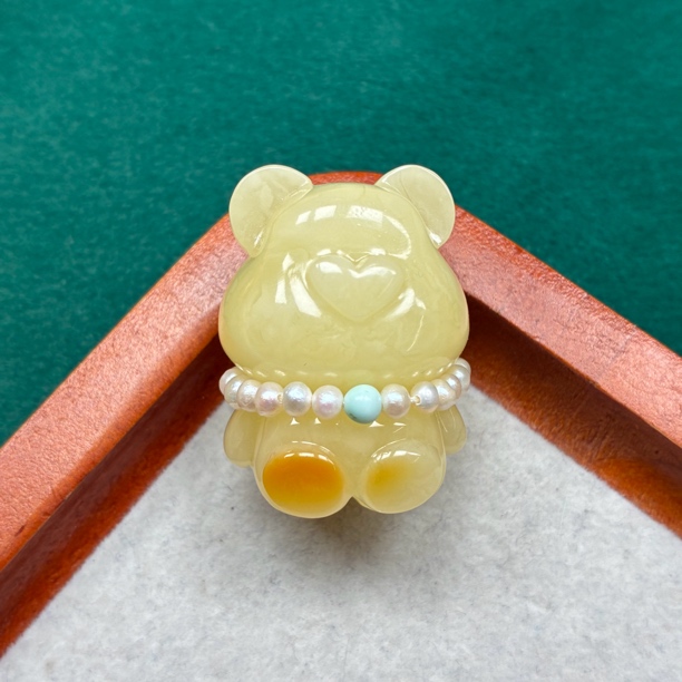 天然琥珀蜜蜡白花蜡小熊（抖音基地发货，带证书）