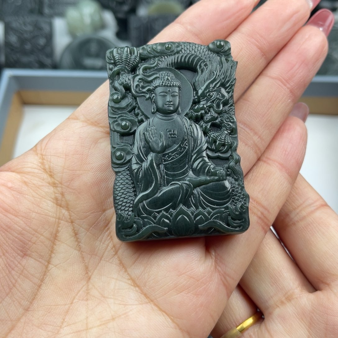 和田玉颈饰未镶嵌大****迦