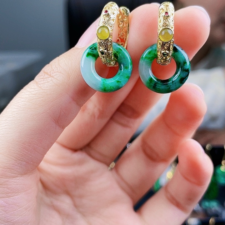 翡翠耳饰未镶嵌饰品