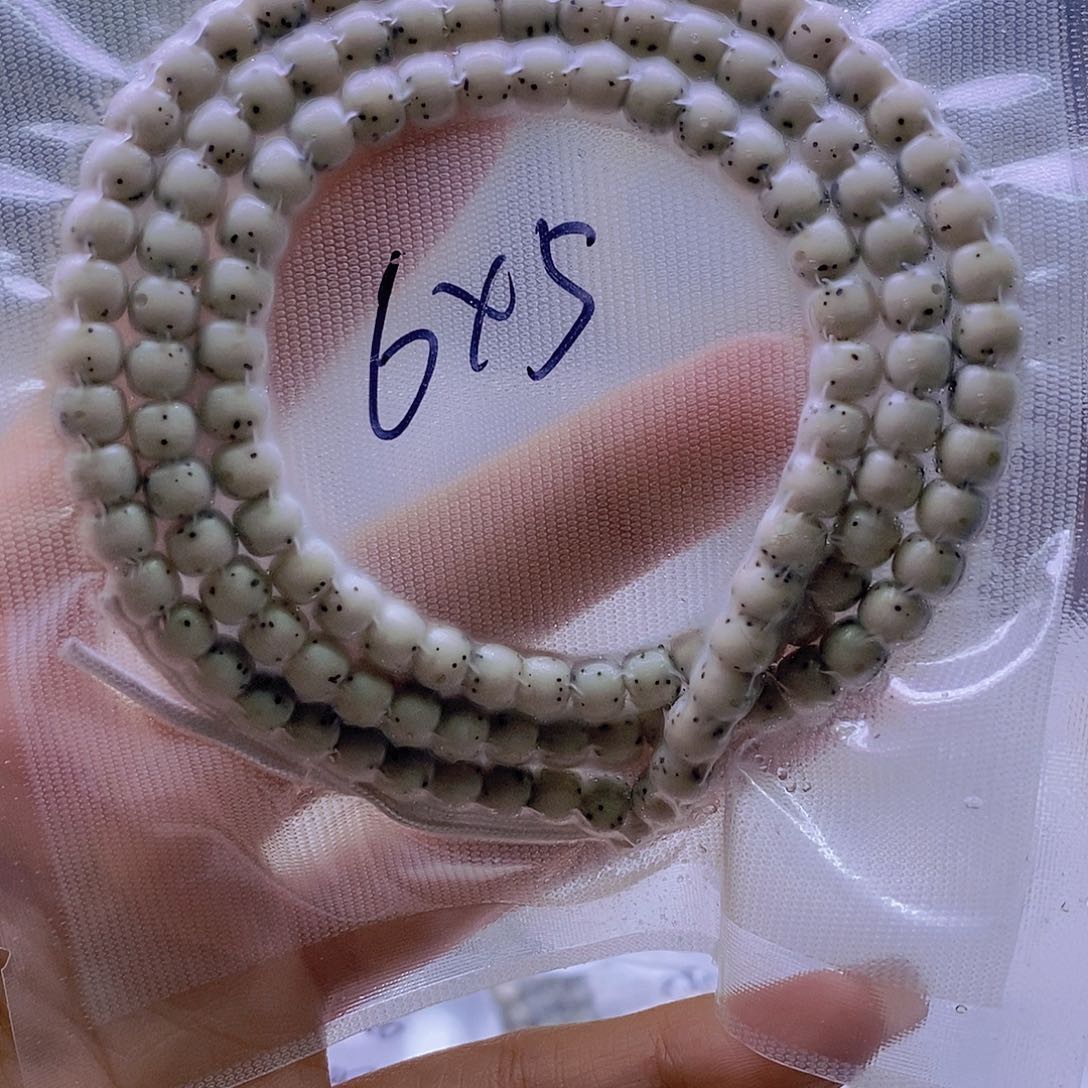 星月菩提手串开*?石玉