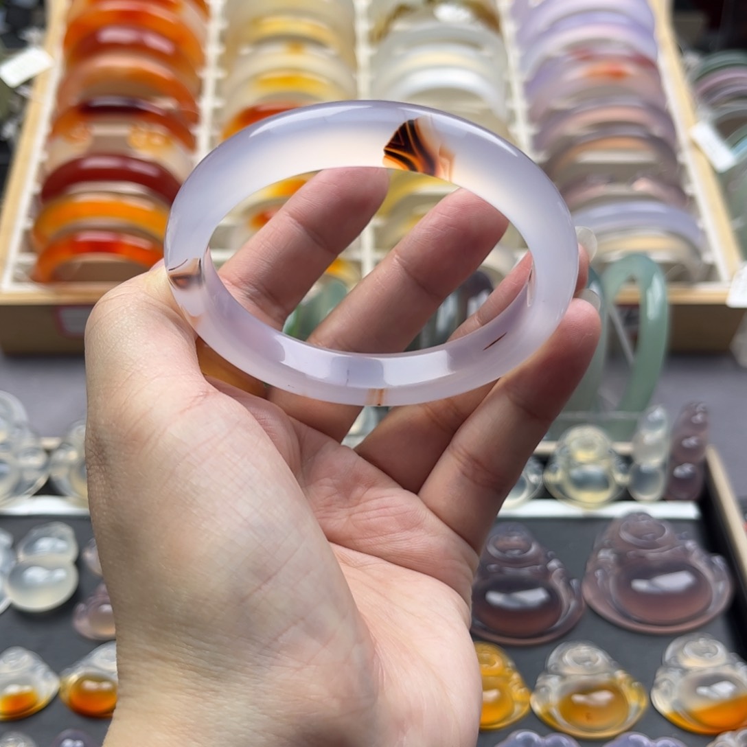 玛瑙/玉髓手镯未镶嵌60