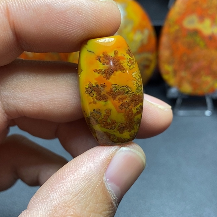 玛瑙/玉髓颈饰未镶嵌玉*缘