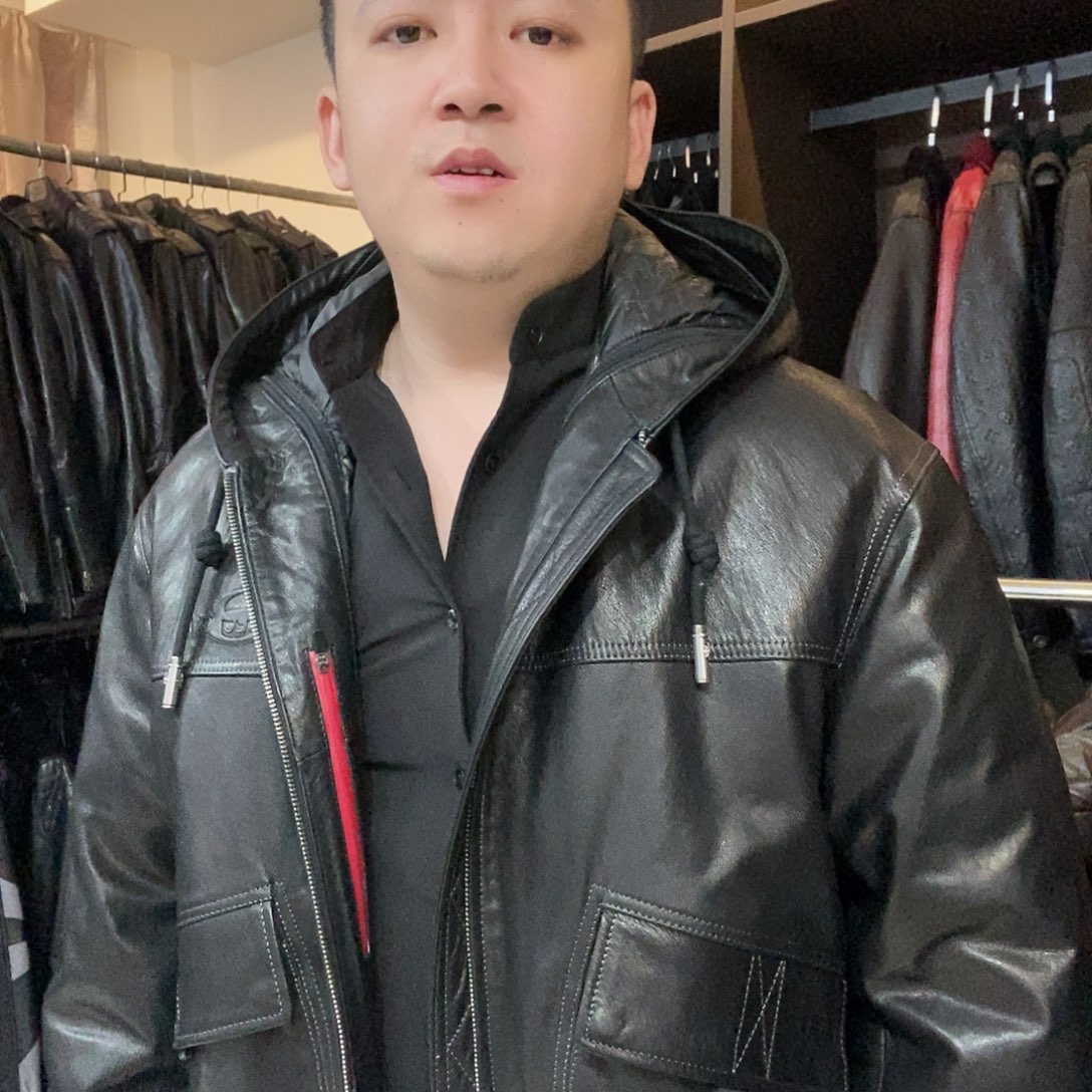 红***卜253113X牛皮羽绒连帽