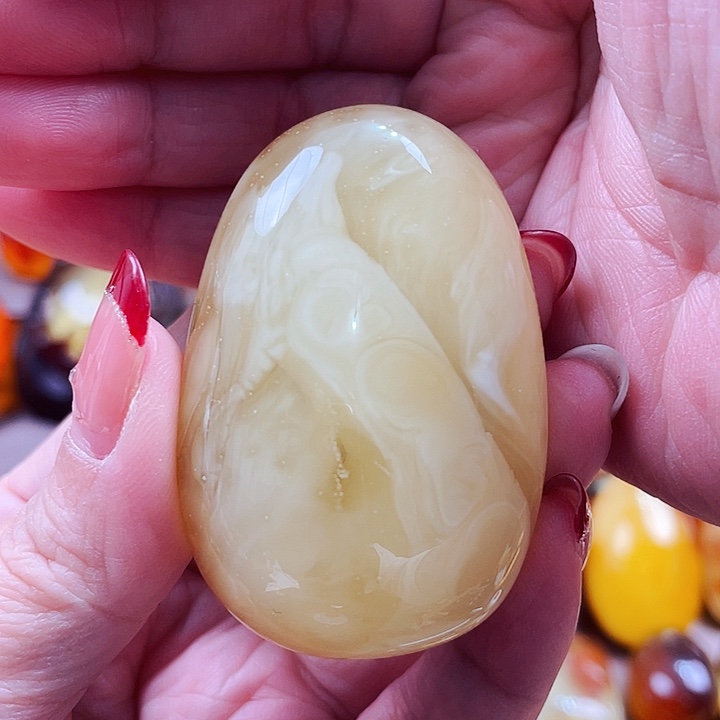 琥珀颈饰未镶嵌吊坠