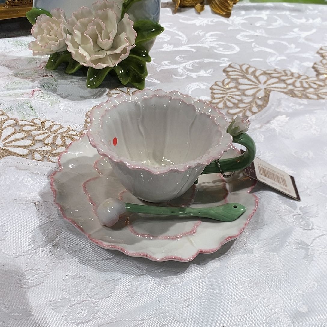 摆件0125骨瓷康乃馨杯碟礼盒装
