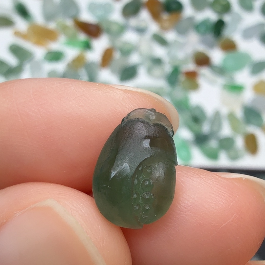 定制翡翠未镶嵌蟹钳