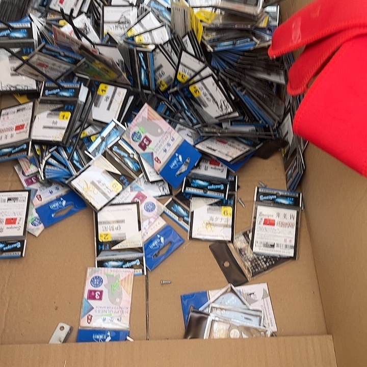 一堆鱼钩包邮到你家