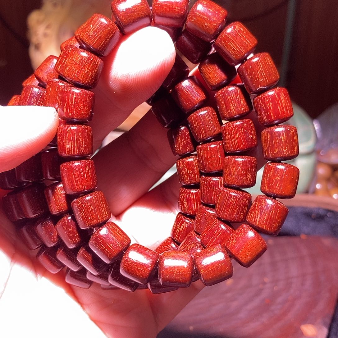 木毕业级别，印尼金星紫檀1.0直切超爆满真金星老料泥料