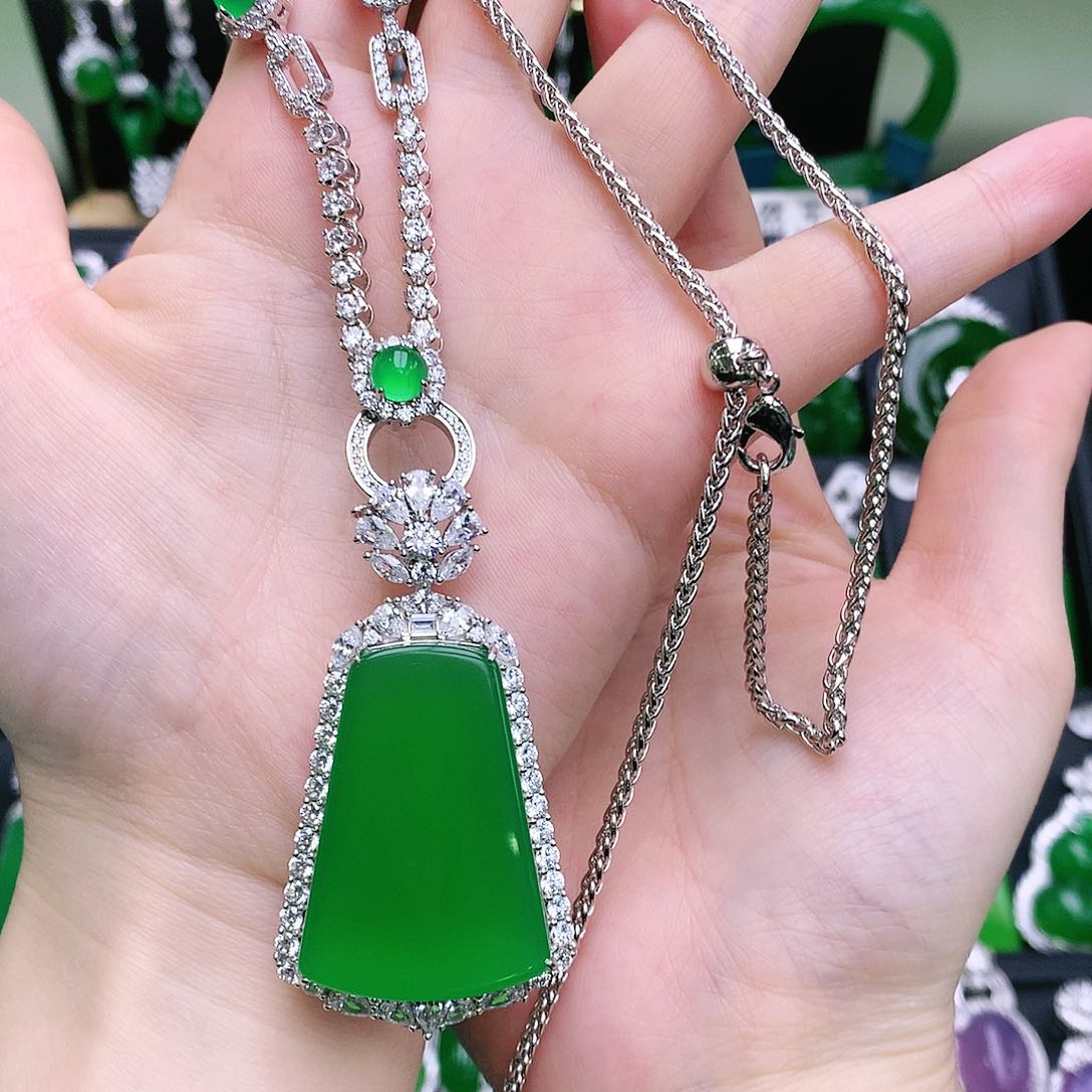 玛瑙/玉髓吊坠加链子银S925镶嵌