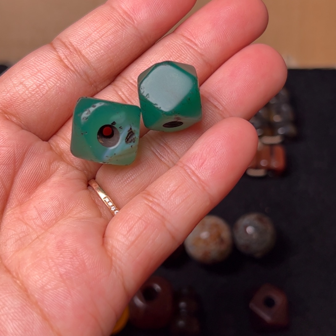 江***牧玛瑙/玉髓未镶嵌配饰