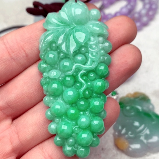 翡翠吊坠(不含链)未镶嵌