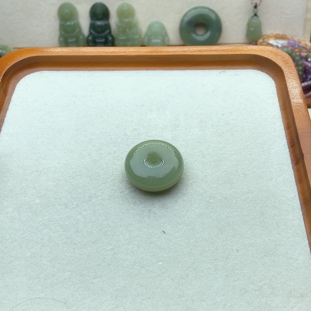 和田玉吊坠(不含链)未镶嵌