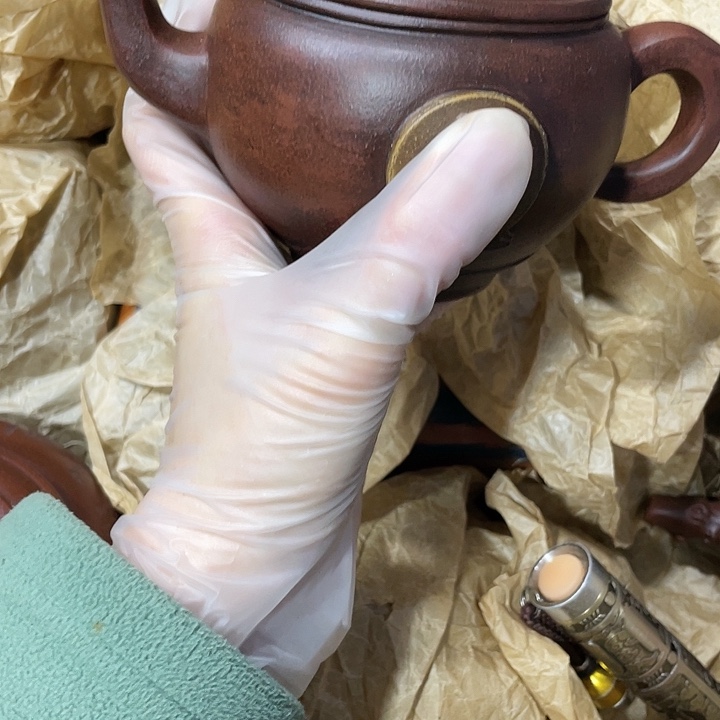 茶壶紫砂，原矿泥料，手工制作的一把紫砂壶。