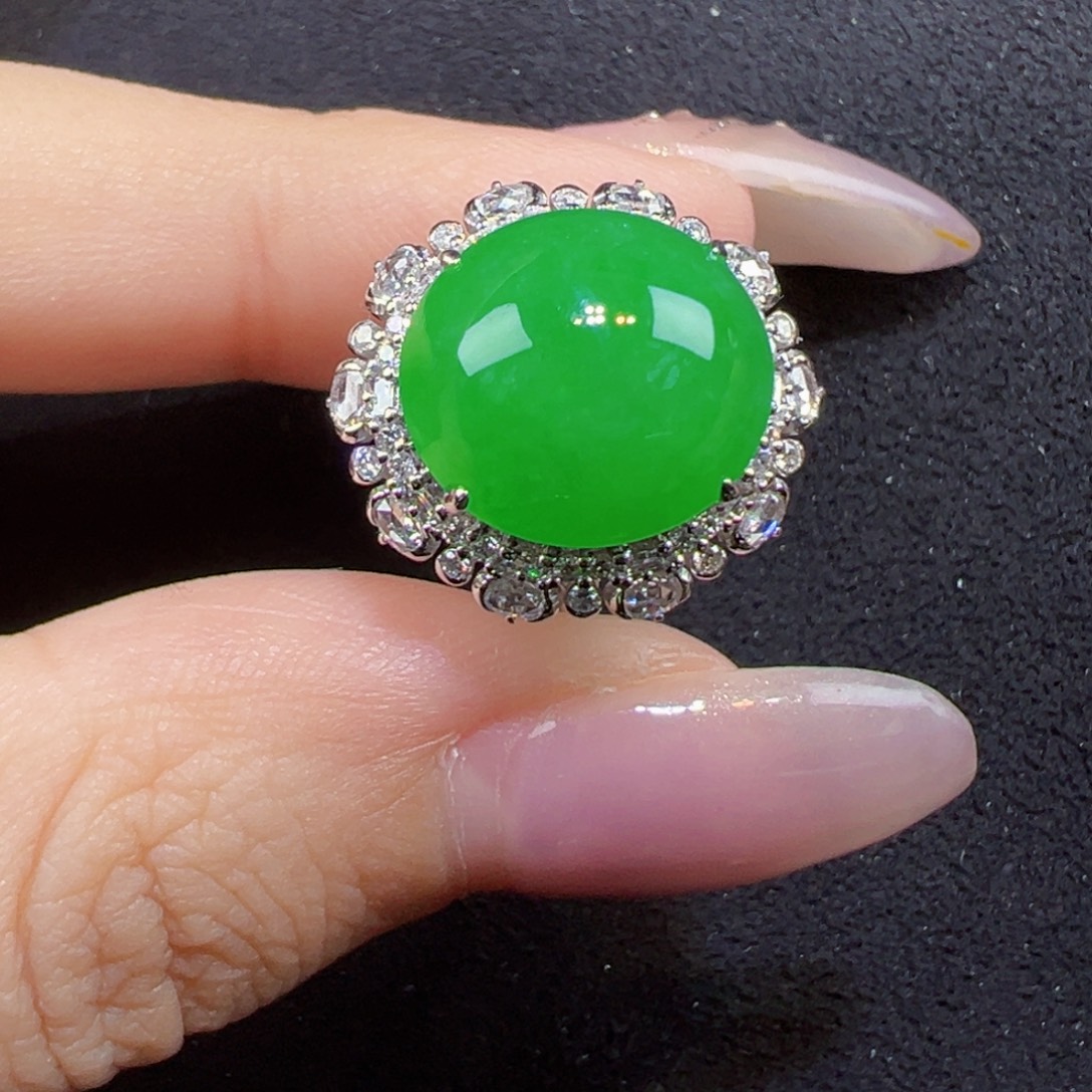 ****e翡翠18K金镶嵌戒指蛋面