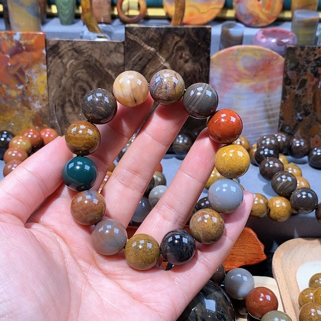 硅化玉天然北票硅化玉手串未镶嵌龍**洲天然北票硅化玉手串