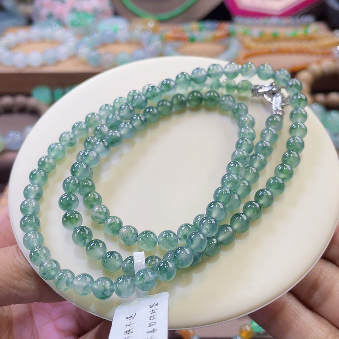 【闪购商品】翡翠颈饰未镶嵌芙蓉花色